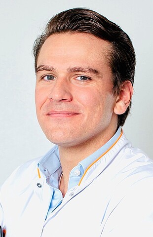 Drs. Christiaan Drijfhout van Hooff